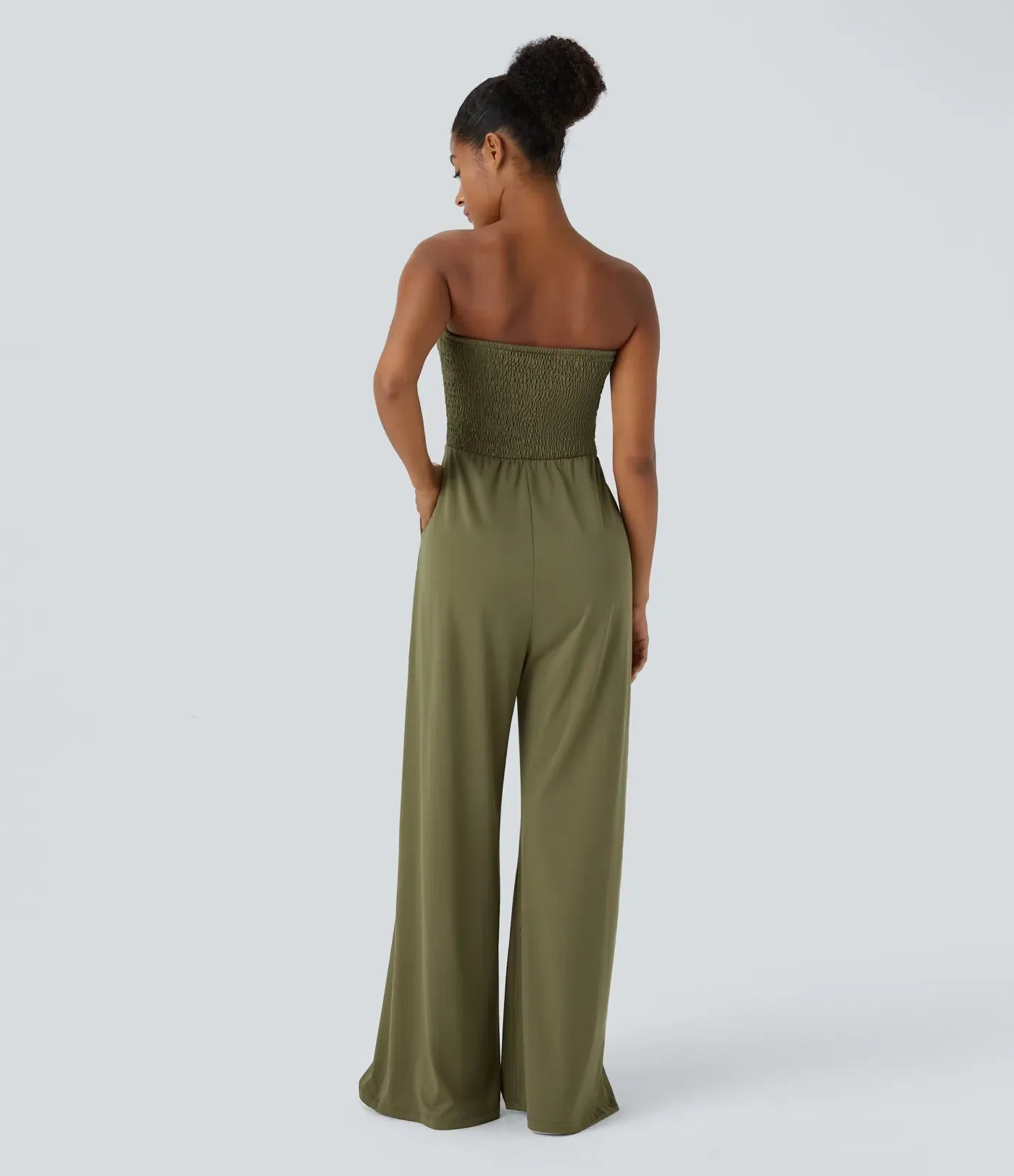 Armoirè – Jumpsuit bez zadního dílu s kapsami.