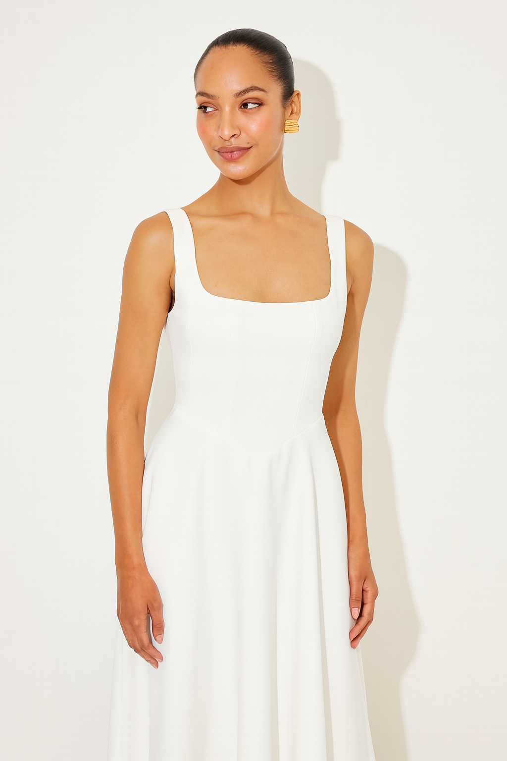 Armoirè | Timeless Flowy Midi Dress