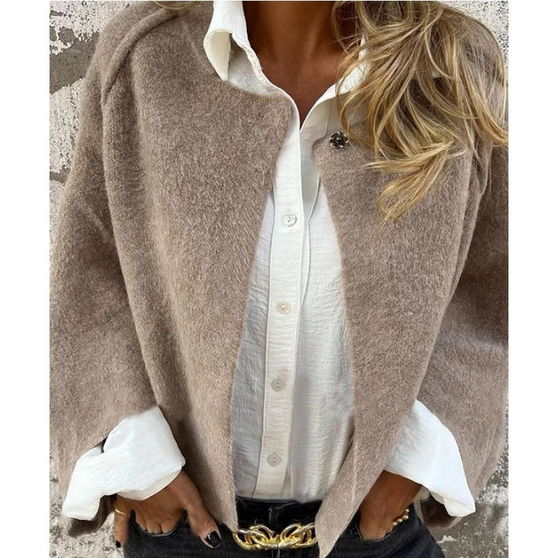 Armoirè | Kurze Jacke mit elegant ausgestellten Ärmeln