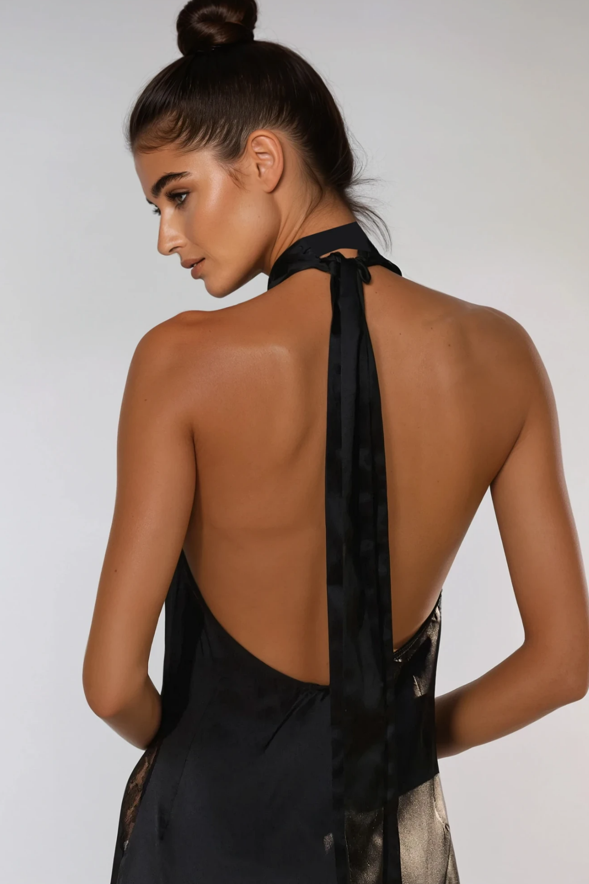 Armoirè Bernal Spitzen-Maxikleid Černé