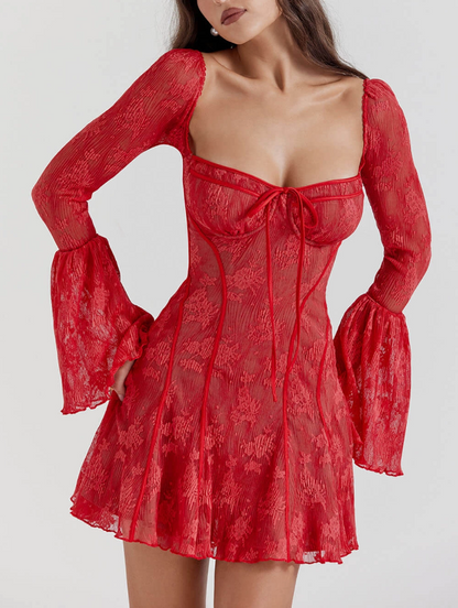 Armoirè - Špičkové minikleid s rozšířenými rukávy