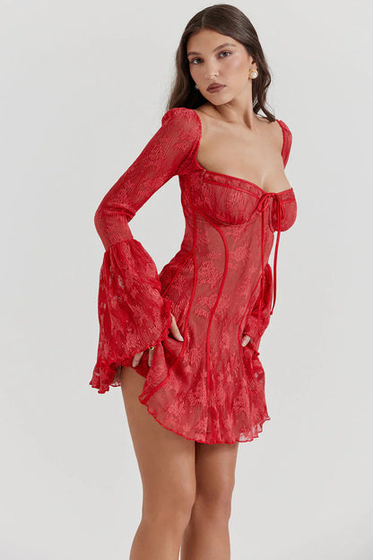 Armoirè - Špičkové minikleid s rozšířenými rukávy