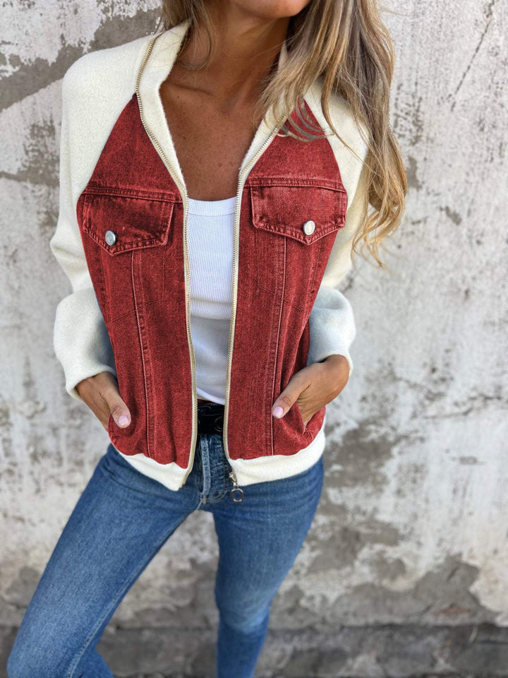 Armoirè | Einzigartige Jeansjacke mit Vintage-Twist