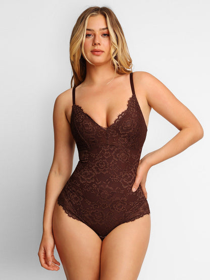 Armoirè Luxusní krajkový bodysuit s hlubokým V-výstřihem