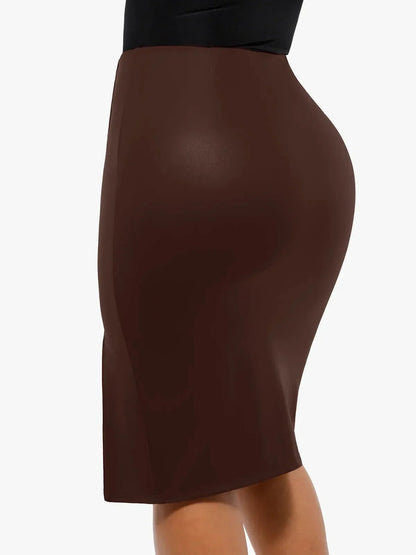 Armoirè Luxusní krajkový bodysuit s hlubokým V-výstřihem